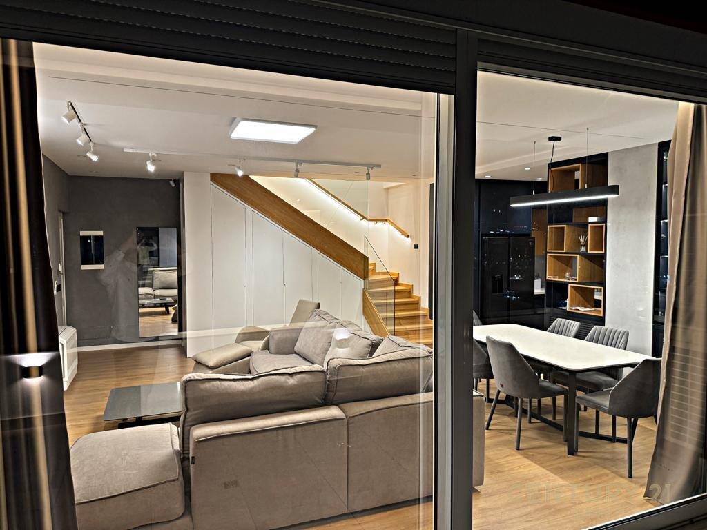 Luxury duplex for rent 3+1 – Selitë, Tirana