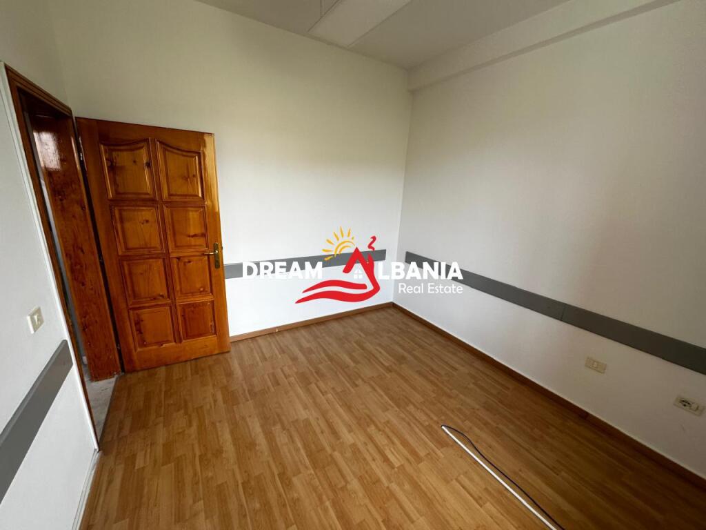 2 Office spaces for rent in the Varri Bamit area (ID 42611106).