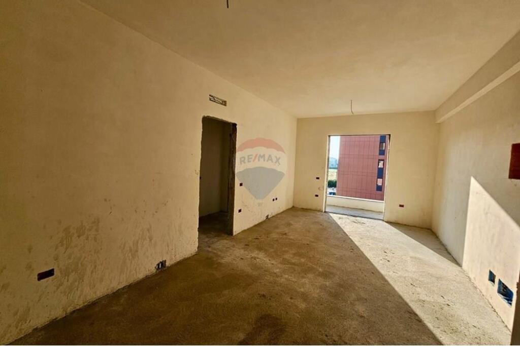 Apartment 2+1+2 for sale with Parking Space, Astir, Tirana. ID: 1005-1