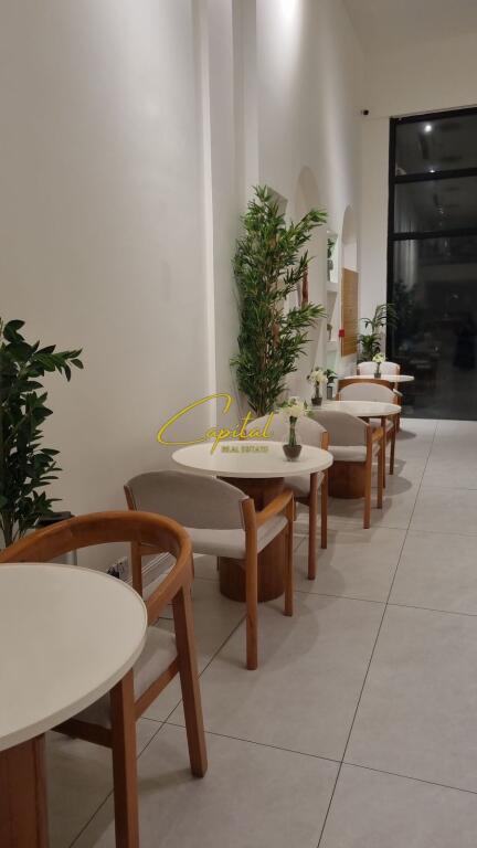 LOCALE COMMERCIALE IN AFFITTO 83 M2 KINOSTUDIO 1.300 EURO