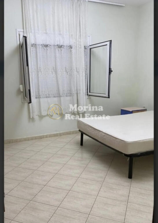 Ingresso privato 1+1, Jordan Misja, 350 Euro