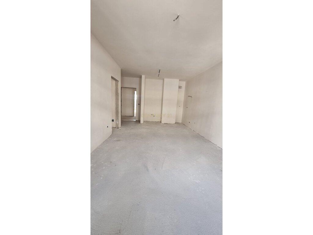 🏢 Appartamento 1+1 in Vendita – Complesso “Univers City”, vicino a QTU