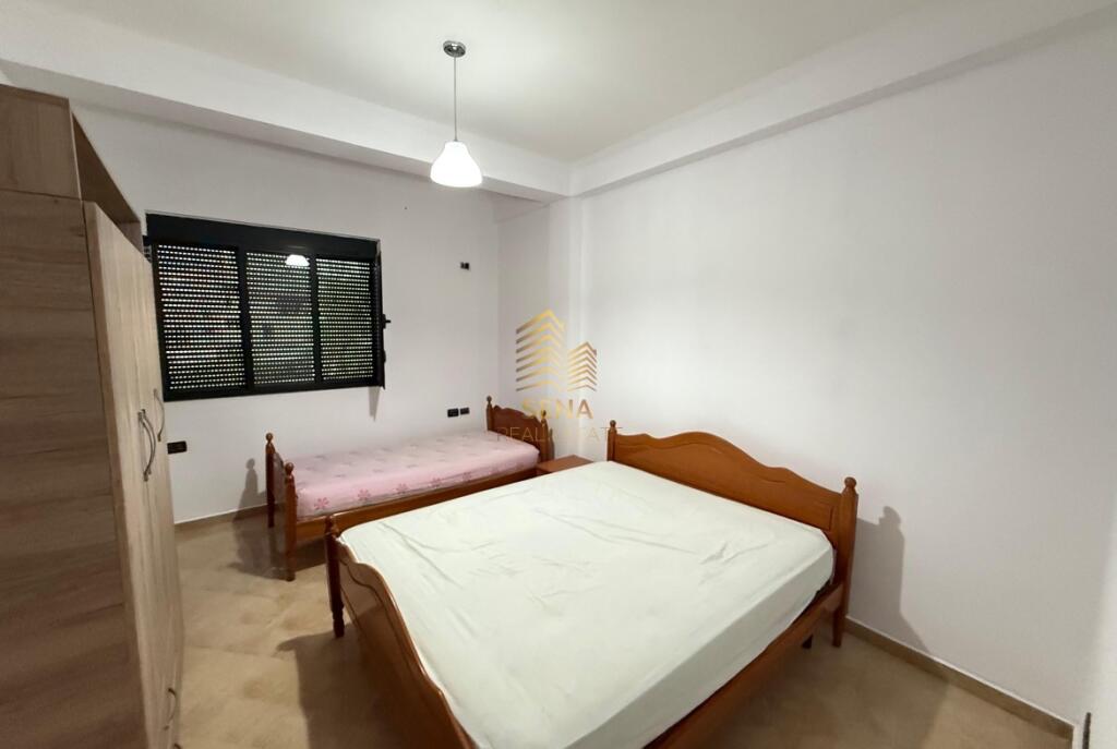 Rent, Private Entrance, 2+1, Dibra Street, United School, 400 Euro/Month
