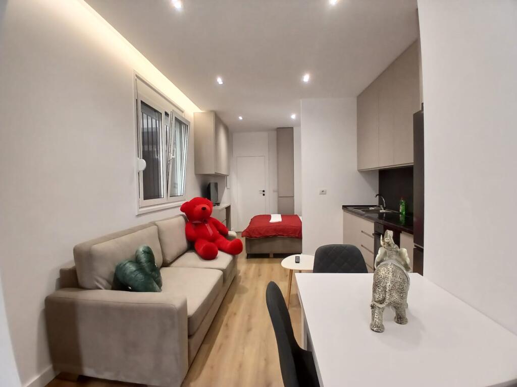 In affitto🔥  Appartamento / Home studio   Via Barrikadave