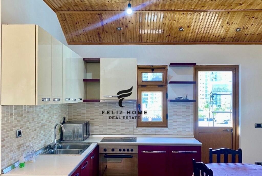 APARTAMENT ME QERA 2+1 FUSHA E AVIACIONIT 50.000 LEKE