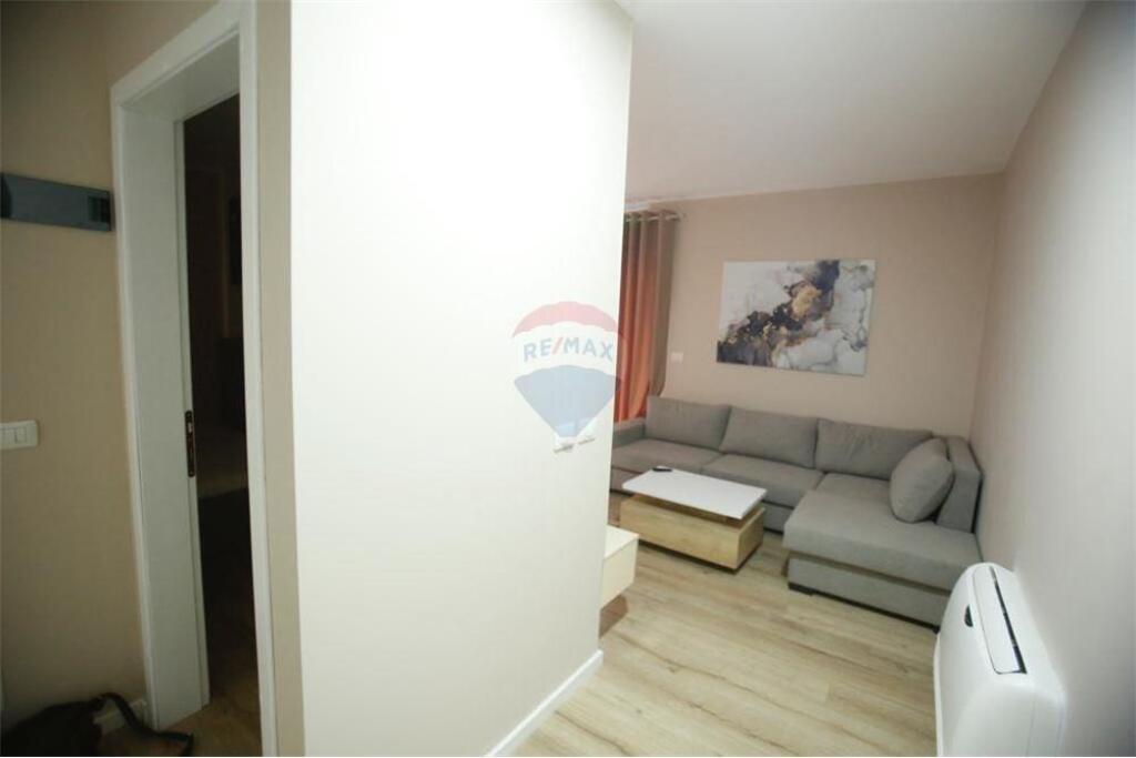 Appartamento 1+1 in vendita a Komuna e Parisit!