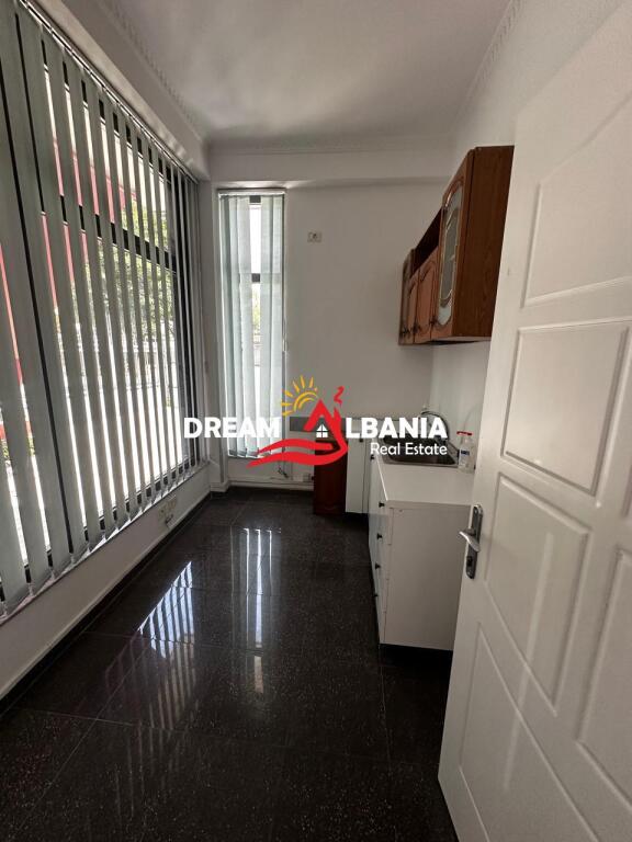 2 Office spaces for rent in the Varri Bamit area (ID 42611106).