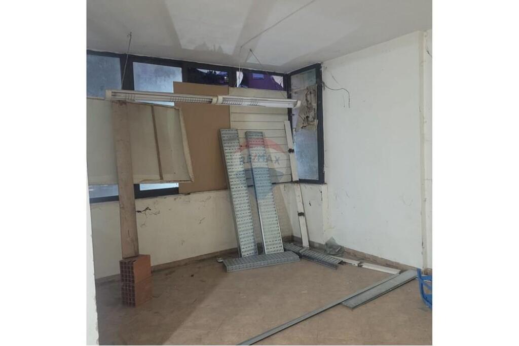 Apartament - Për Shitje - Rruga Besim Alla, Yzberisht, Tiranë