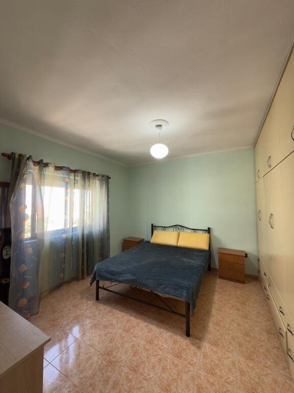 Affittasi appartamento 2+1 a Laprak    