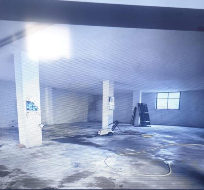 WAREHOUSE FOR RENT 180 M2 AVIATION FIELD 1,000 EURO