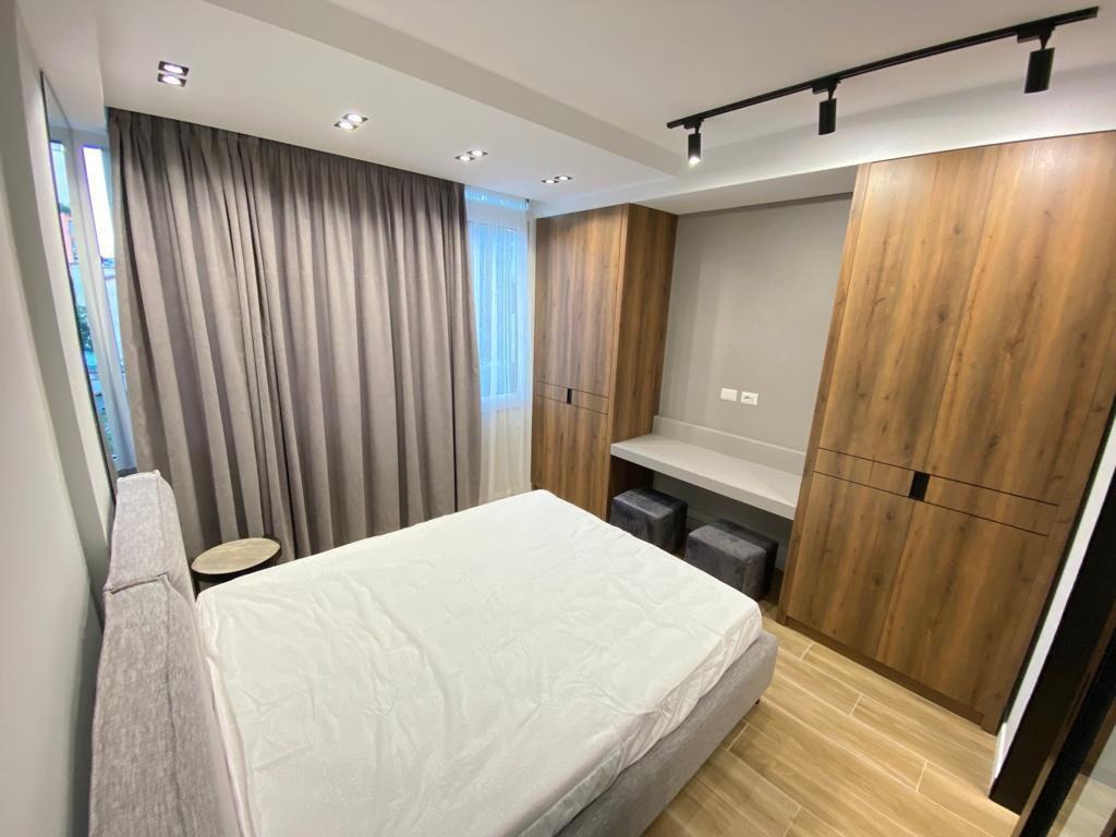 📢 Affitto Appartamento 1+1  📍 Zona 21 Dicembre, dietro il caffè Oslo 💶 Prezzo: 450€/mese