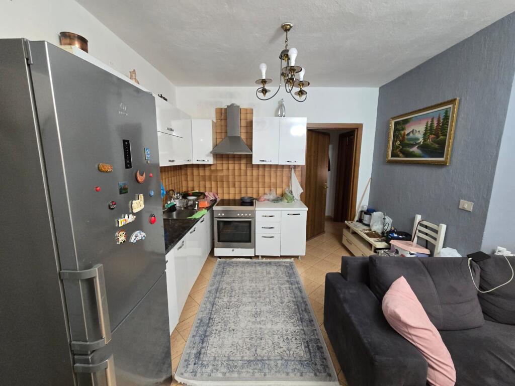Apartment for sale in the Commune of Paris