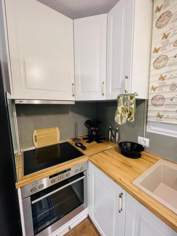 Apartment 1+1 for rent – Petro Nini Luarasi Street