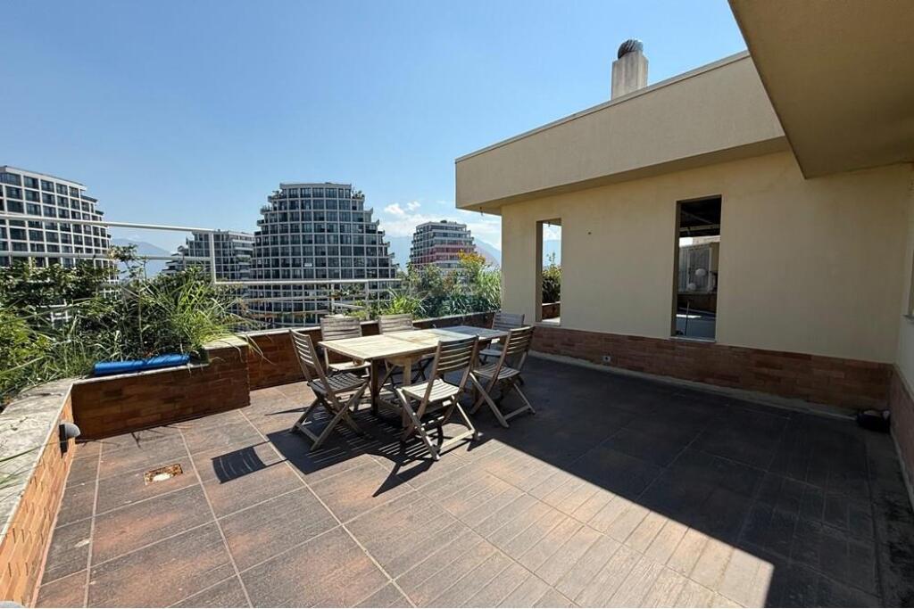 Apartament 3+1+Verande per shitje Kop Zoologjik!
