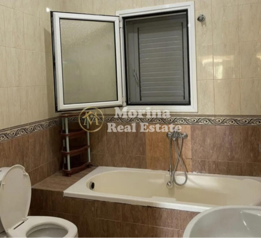 Ingresso privato 1+1, Jordan Misja, 350 Euro