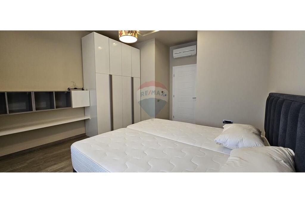 Villa for rent at the Tirana Lake!