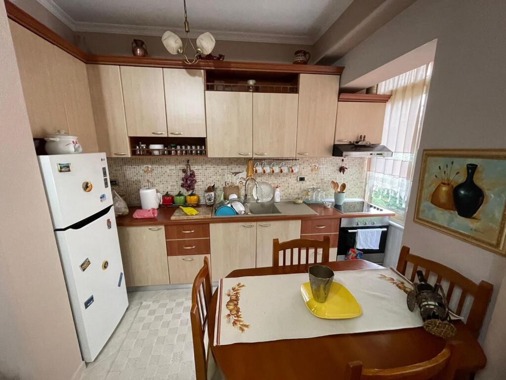 Rent Apartment 1+1  📍Myslym Shyri Street, Behind Pjeter Budi school 💶Price 550 euros per month