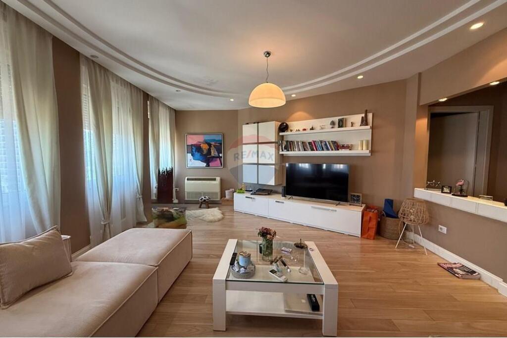 Apartament 3+1+Verande per shitje Kop Zoologjik!

