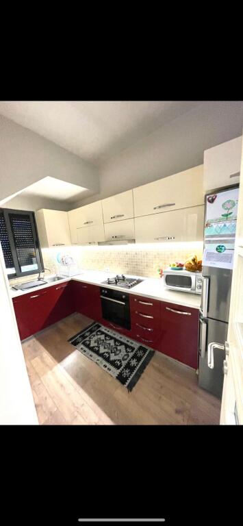 VILLA IN VENDITA 840 M2 STRADA DI DIBRA 1.500.000 EURO