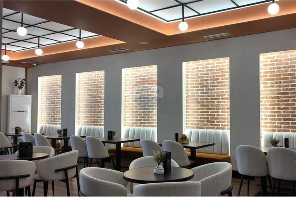 Bar-Lounge for rent