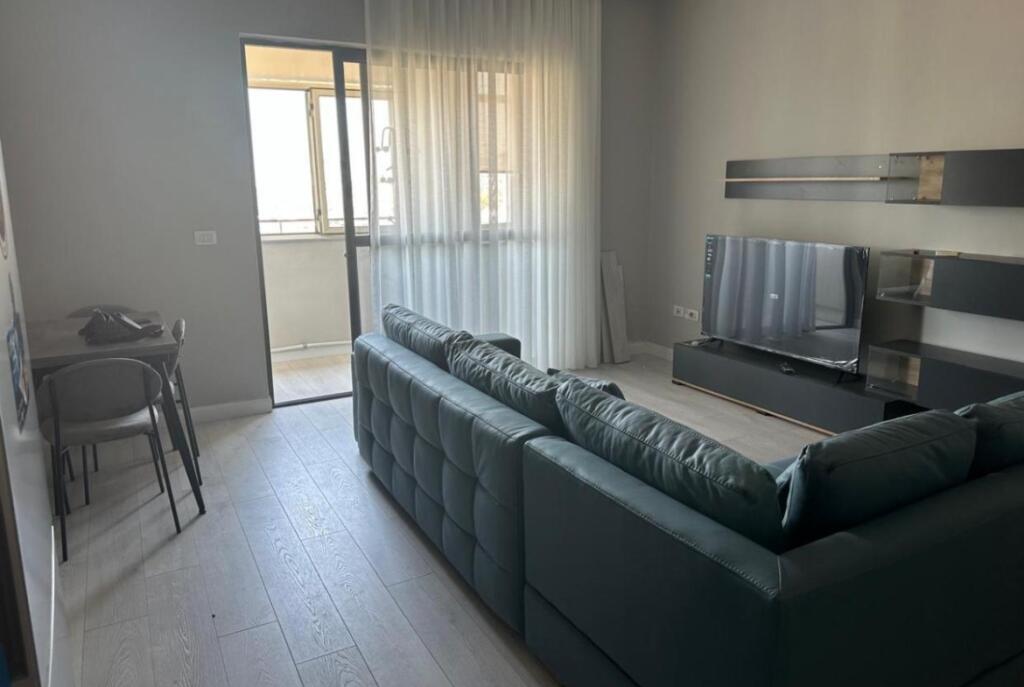 APARTAMENT ME QERA 2+1 BRRYL 65.000 LEKE