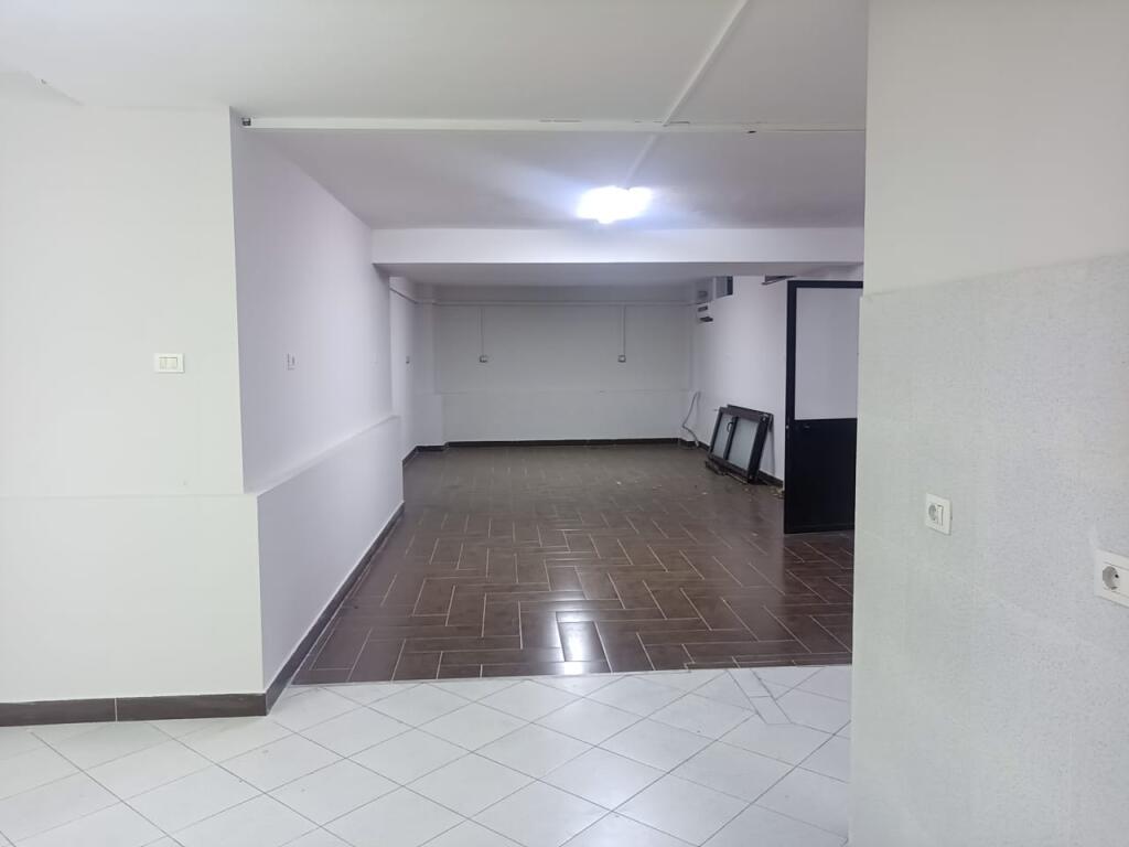 VENDITA MAGAZZINO 109 M2 IRFAN TOMINI 120.000 EURO