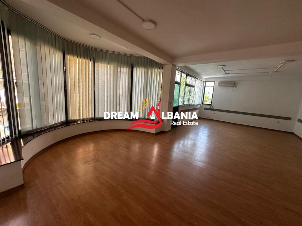 2 Office spaces for rent in the Varri Bamit area (ID 42611106).