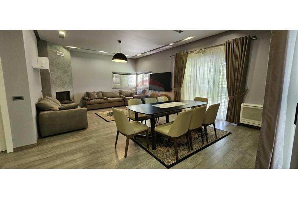 Villa for rent at the Tirana Lake!