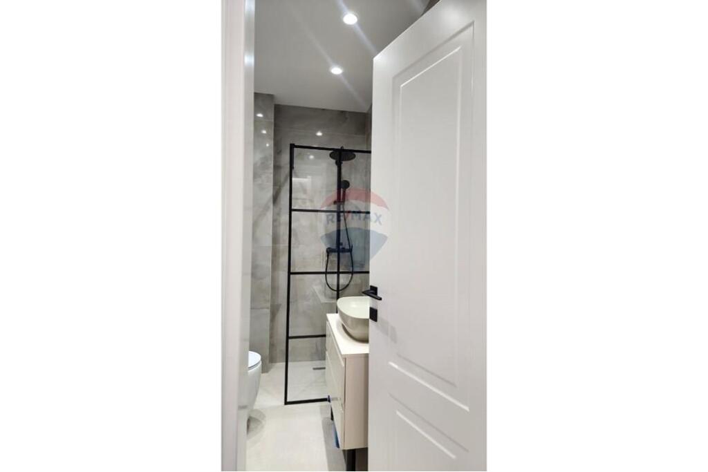 2+1 apartment for rent near Pazari i Ri in the center