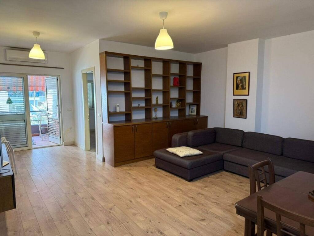 1+1 apartment for rent in Yzberisht.