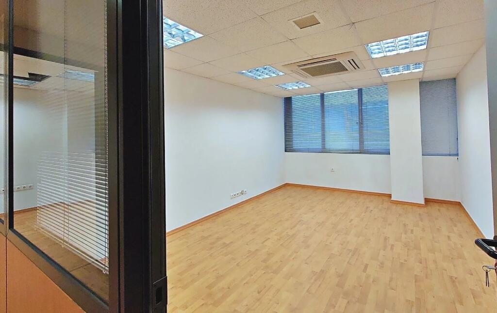 Office for Rent near the Delijorgji Complex (ID BZ2657) Tirana.