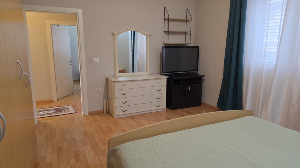 JEPET ME QERA APARTAMENT 2+1 600 EURO VILAT AMERIKANE