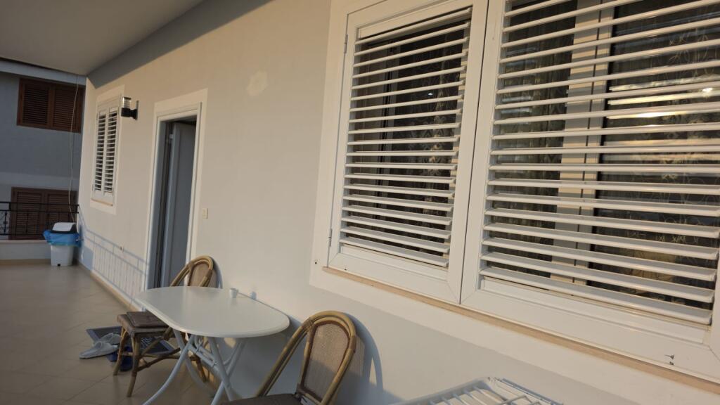 JEPET ME QERA APARTAMENT 2+1 600 EURO VILAT AMERIKANE