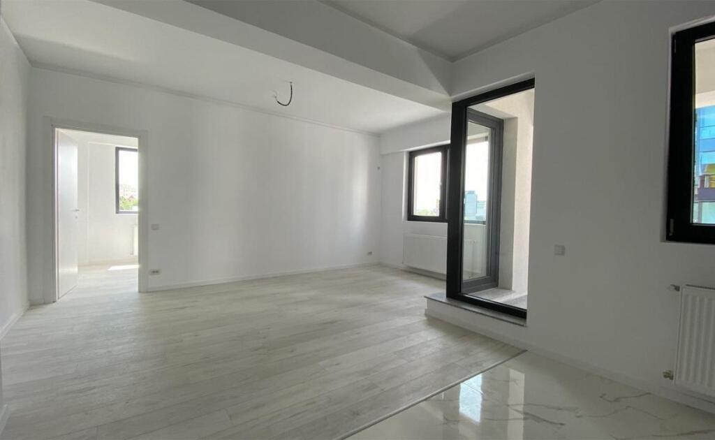 SHITET APARTAMENT 3+1 KOPSHTI BOTANIK 237.000 EURO