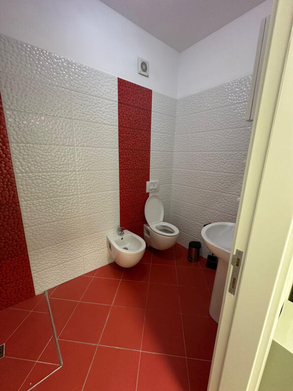 Apartament Me Qera 2+1 Tek Rruga e Kosovareve (ID B2201402) Tirane