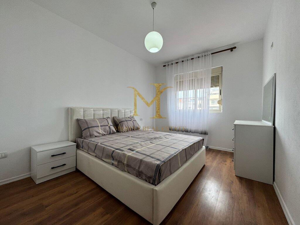 OFROHET PER SHITJE APARTAMENT 2+1 NE PLAZH DURRES !!