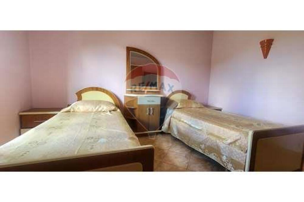 Villa in vendita, Peze Helmes