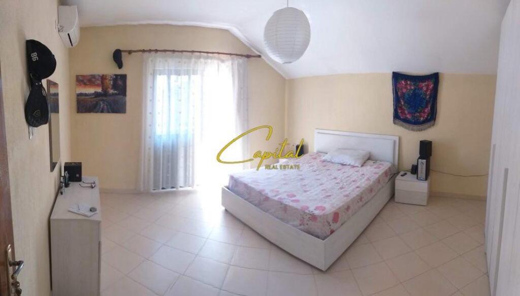 PRIVATE VILLAS FOR RENT 270 M2 DON BOSKO 2000 EURO