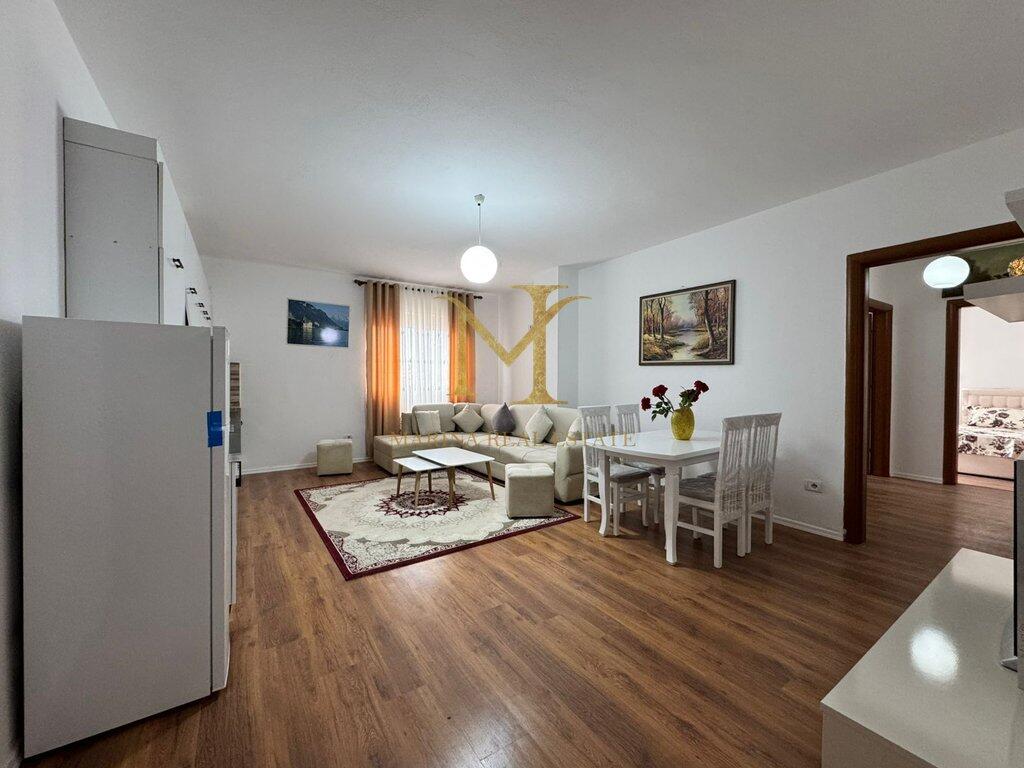 OFROHET PER SHITJE APARTAMENT 2+1 NE PLAZH DURRES !!