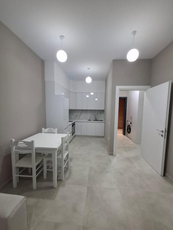 APPARTAMENTO IN AFFITTO 1+1 AMERICANO 3 600 EURO