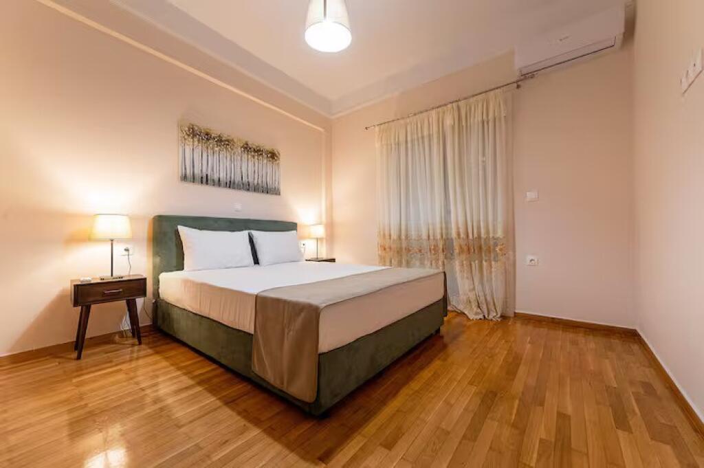 Apartament me qera 2+1 Tek Mine Peza ( B221338) Tirane