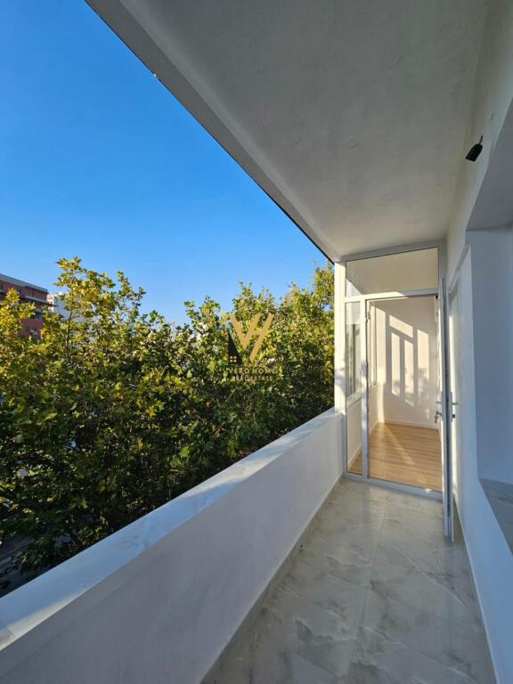 VENDESI APPARTAMENTO 1+1 IN VIA KAVAJES 137.000 EURO