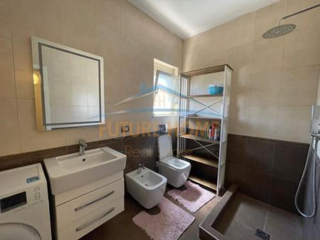 For sale, Apartment 1+1+Storage, Oxhaku, Tirana.