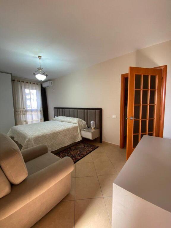 APARTAMENT ME QERA 1+1 AIR ALBANIA 800 EURO