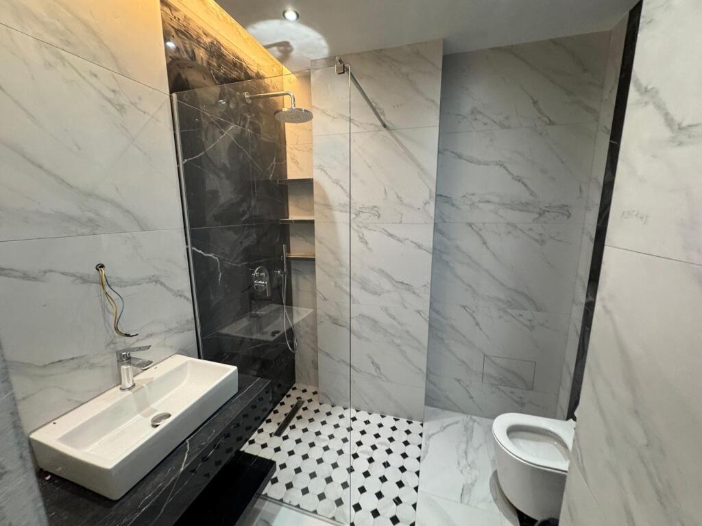 🚪For rent 2+1+2 🛁 📍 Address: Ali Demi Kaimi Complex  💶 Price: 600€