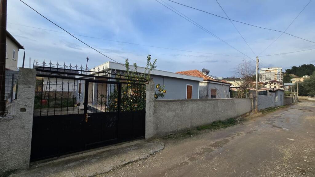 Appartamento 2+1 in vendita a Vlore