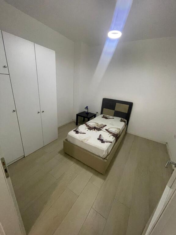 Appartamento 2+1 in affitto a Shkozë!