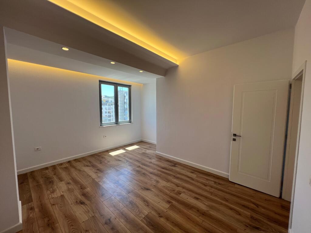 📣 FOR SALE Apartment 2+1 With 2 Bathrooms 📍 Near Delijorgji Complex 🛣️ "Kavajës" Street ✨