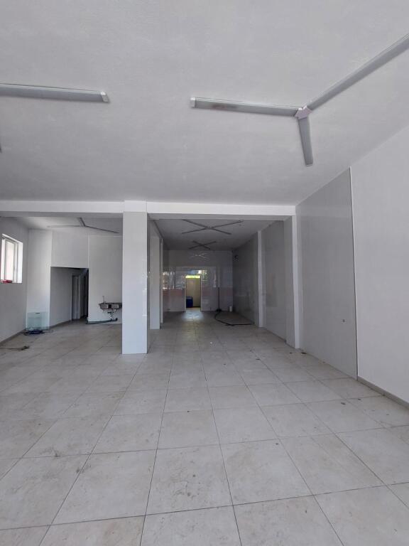 Shop for rent on 4 Martyrs Street.