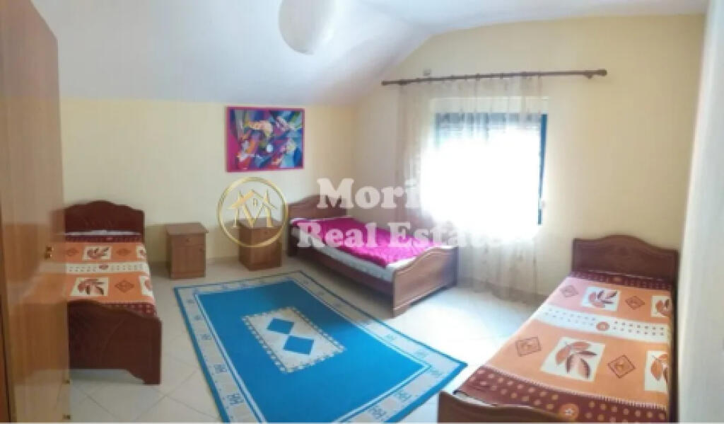 3-storey villa, Don Bosko, 2000 euros/month
